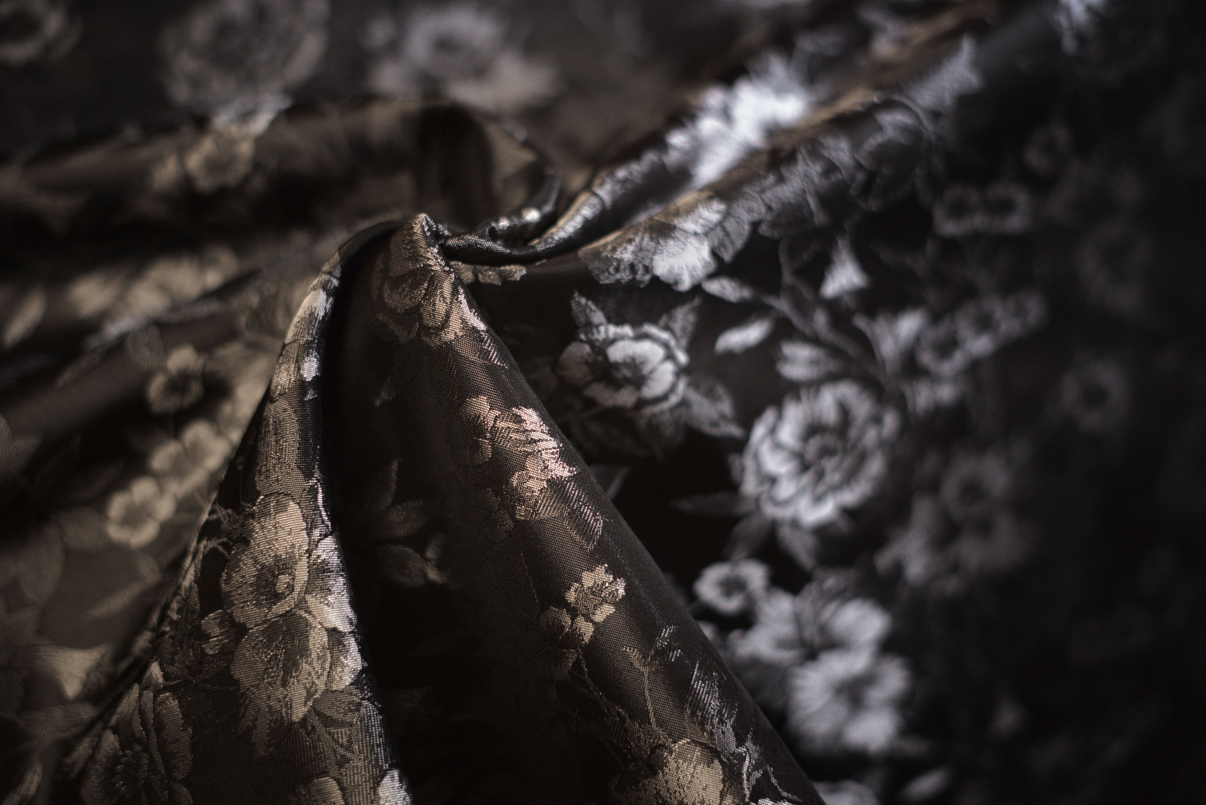 Setificato Floreale nero e grigio  H 140 CM - 10 cm