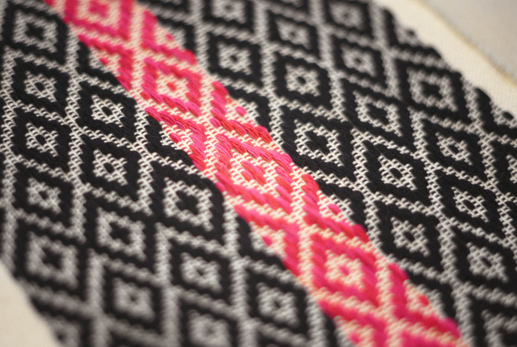 ROMBO NERO con inserti di colori vari  Lana e Cotone pannolino da 40 cm